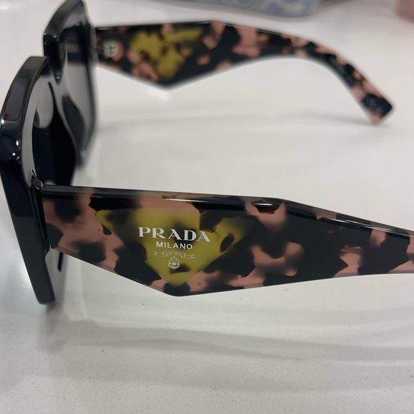 PRADA Sunglassss - Picture 3 of 3